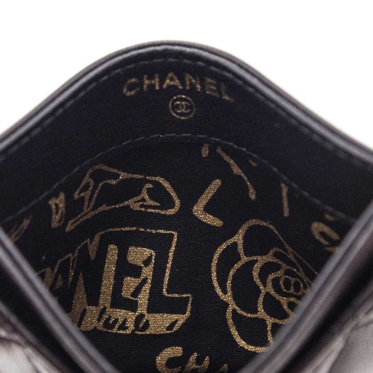Chanel Black Lambskin Quilted Card Holder - Love that Bag etc - Preowned Authentic Designer Handbags Preloved Fashions