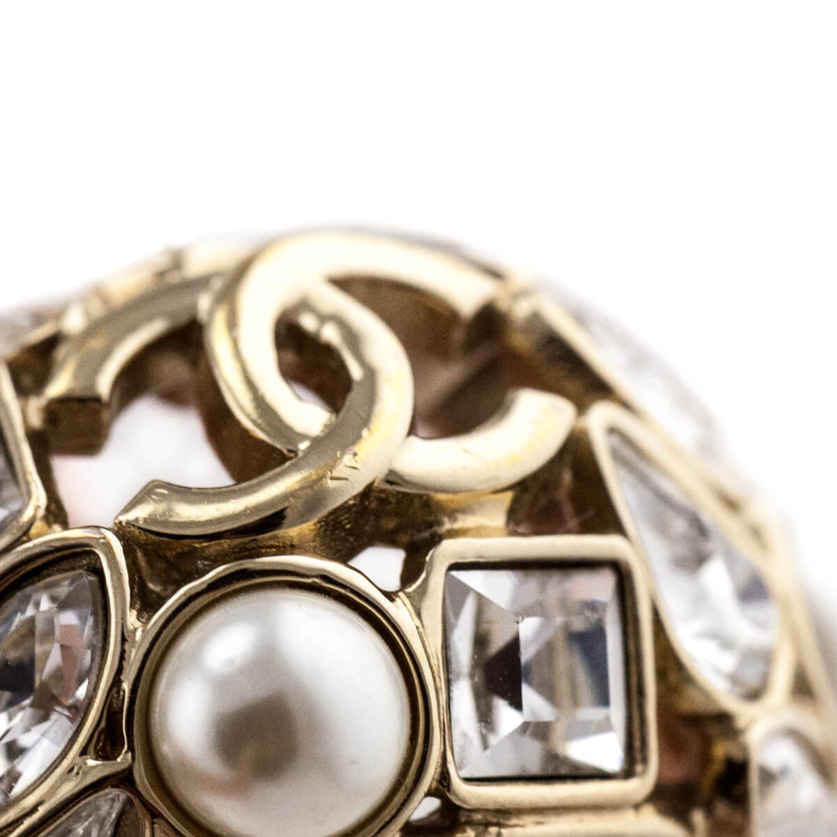 Chanel Gold-Tone, Faux Pearl CC Cocktail Ring Size US 7.25 - Love that Bag etc - Preowned Authentic Designer Handbags Preloved Fashions