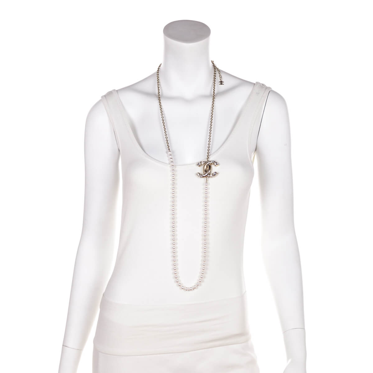 Chanel Faux Pearl Chain CC Necklace - Love that Bag etc - Preowned Authentic Designer Handbags Preloved Fashions