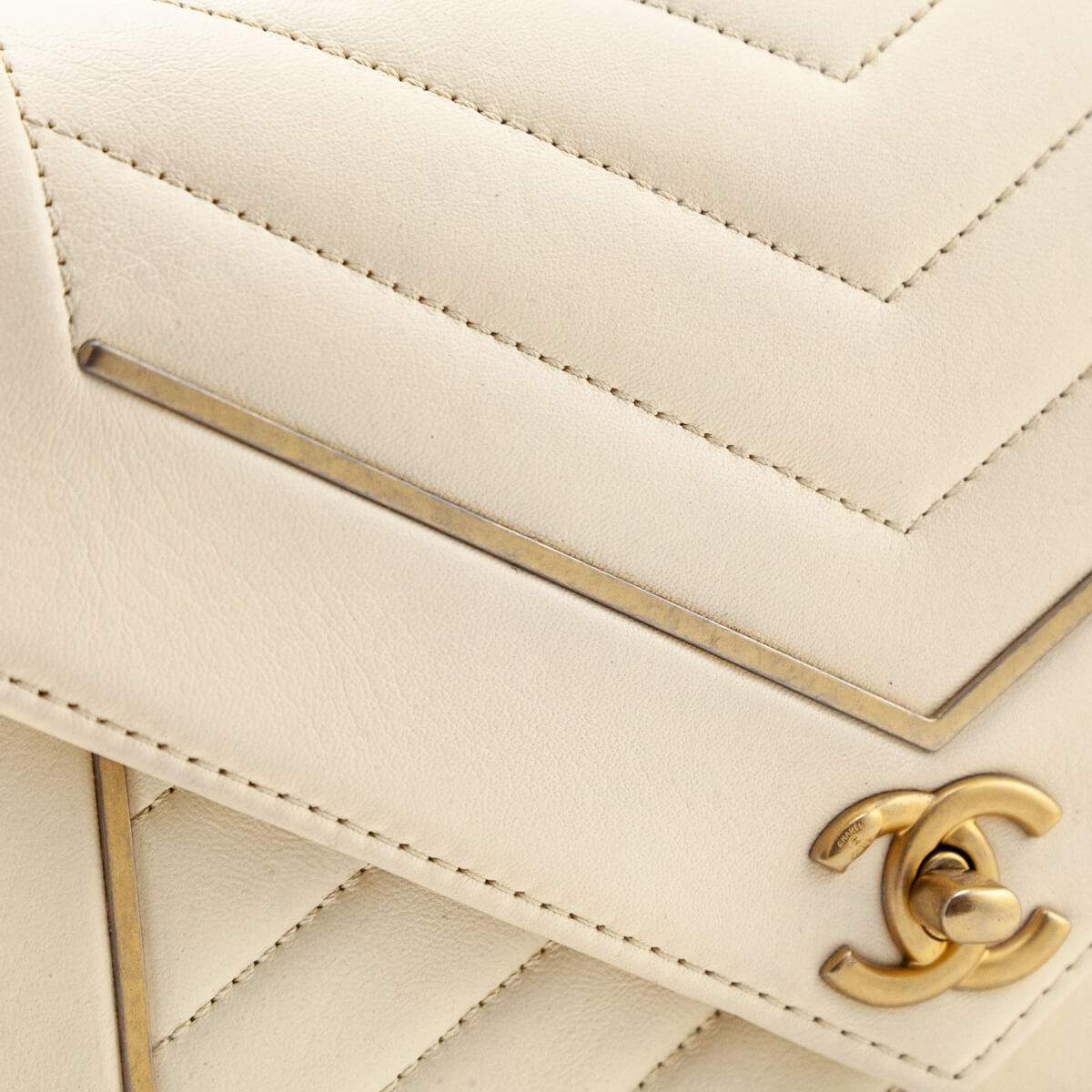 Chanel Ivory Lambskin Reversed Chevron Quilted Flap Bag - Love that Bag etc - Preowned Authentic Designer Handbags Preloved Fashions