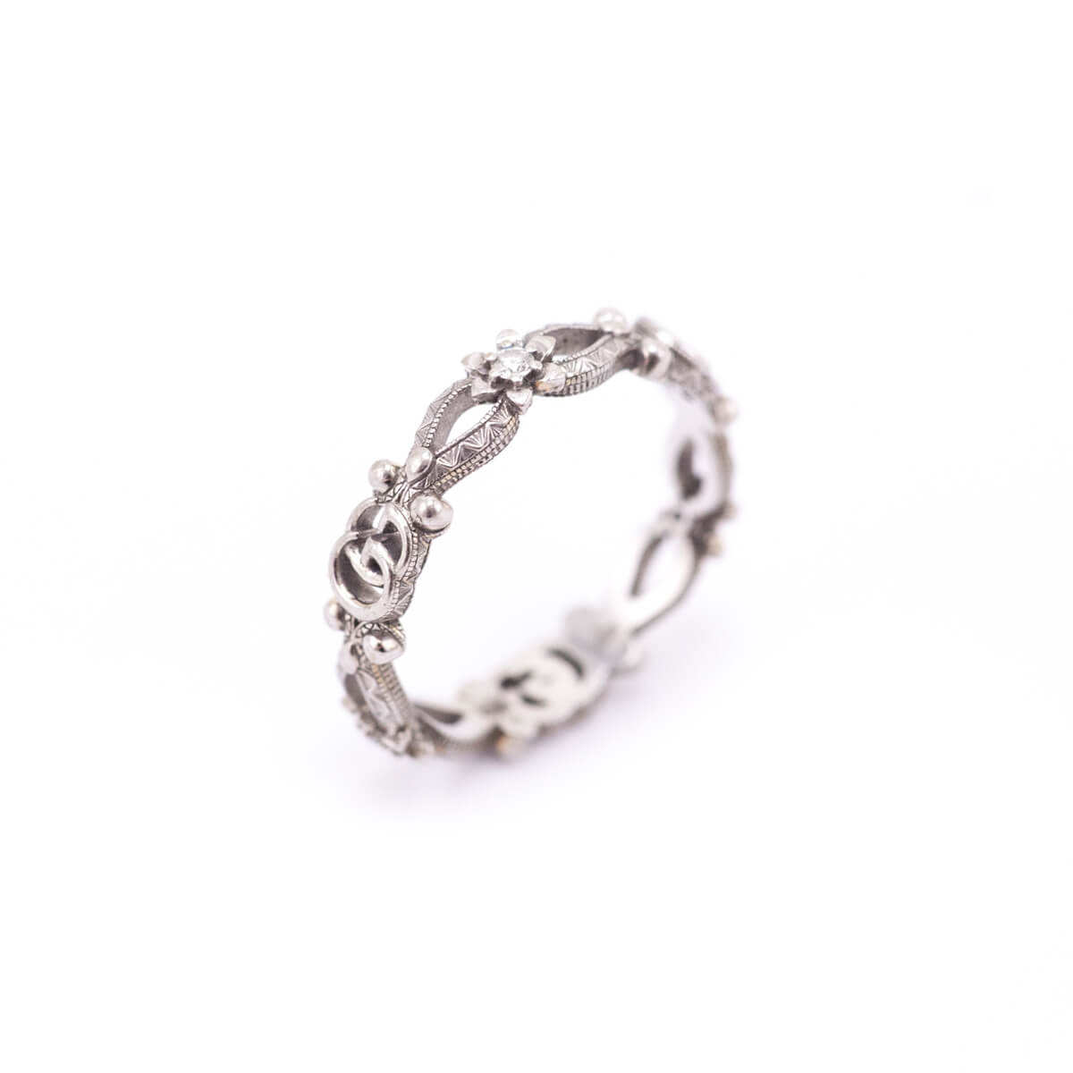 Gucci 18K White Gold Flora Narrow Ring - Love that Bag etc - Preowned Authentic Designer Handbags Preloved Fashions