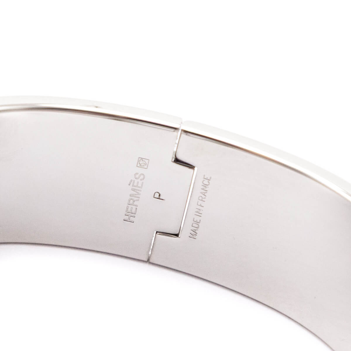 Hermes Beige Enamel Palladium Wide Clic Clac H Bracelet - Love that Bag etc - Preowned Authentic Designer Handbags Preloved Fashions