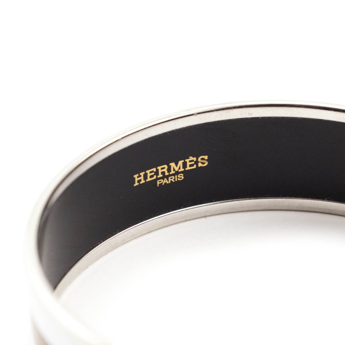 Hermes Beige White Enamel Wide Selliers Bracelet - Love that Bag etc - Preowned Authentic Designer Handbags Preloved Fashions