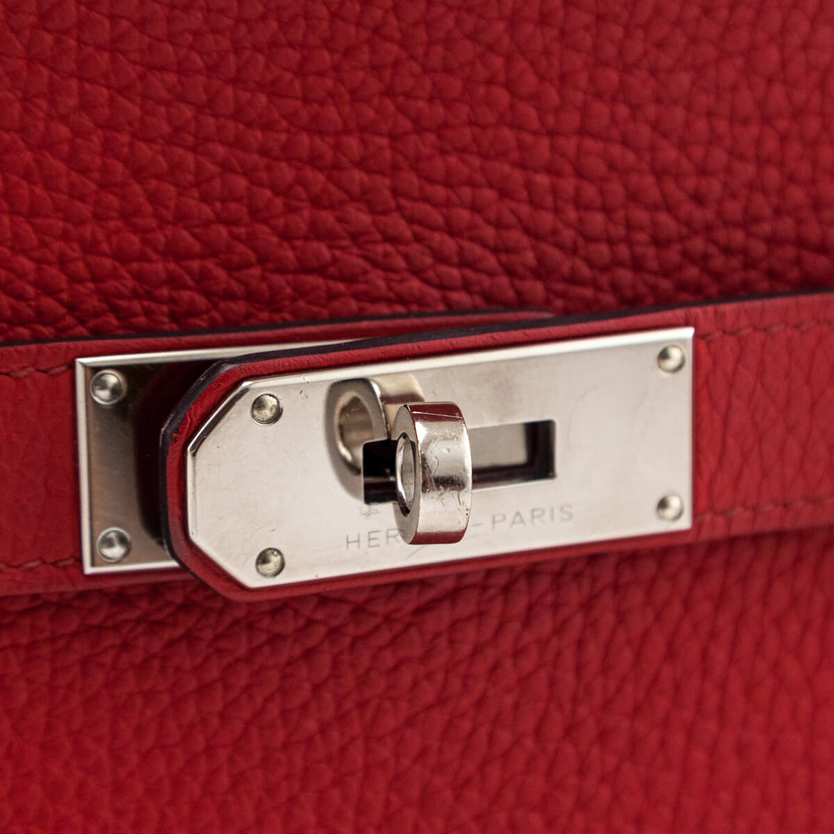 Hermes Rouge H Rouge Casaque Taurillon Clemence Bi-Color Jypsiere 28 - Love that Bag etc - Preowned Authentic Designer Handbags Preloved Fashions