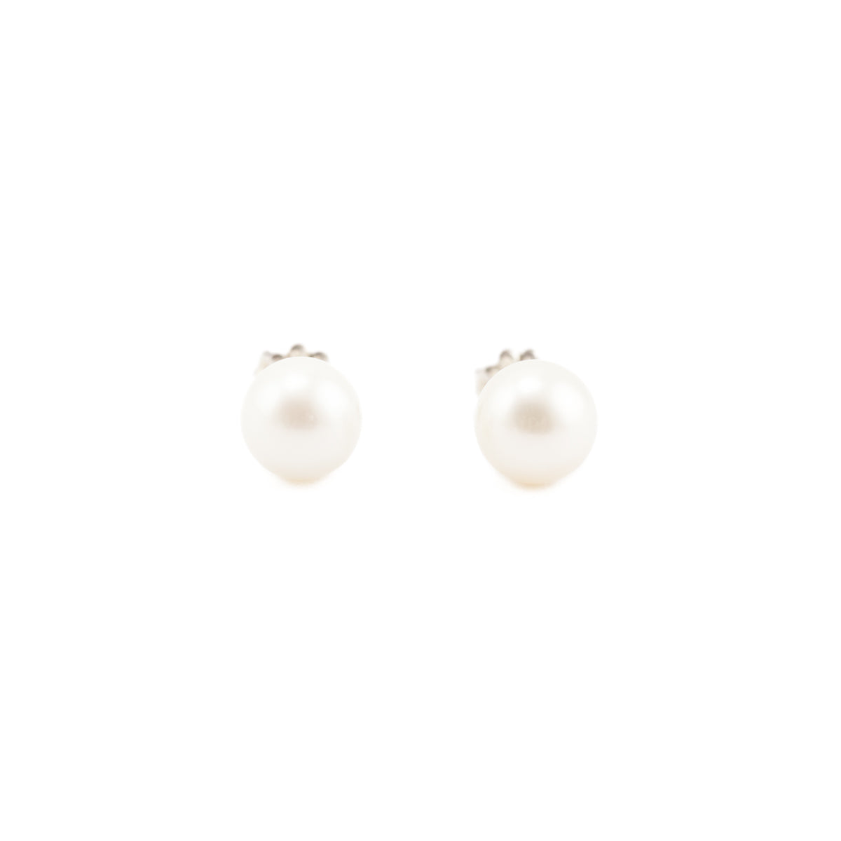 Tiffany Co. Signature Pearl Silver Stud Earrings - Love that Bag etc - Preowned Authentic Designer Handbags Preloved Fashions