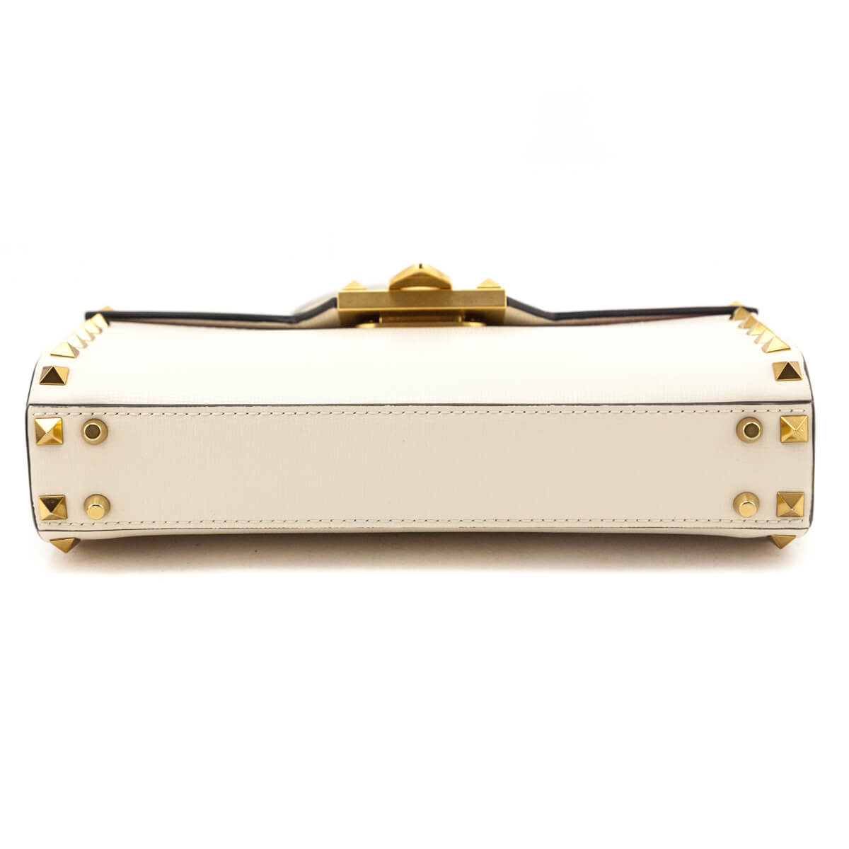 Valentino Ivory Grainy Calfskin Rockstud Alcove Clutch With Chain - Love that Bag etc - Preowned Authentic Designer Handbags Preloved Fashions