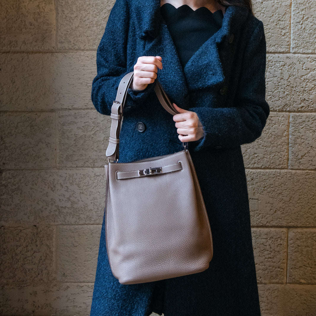 Hermes Etoupe Clemence So Kelly 22 - Love that Bag etc - Preowned Authentic Designer Handbags Preloved Fashions