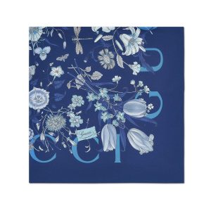 Gucci Printed Flora Silk Twill Carré